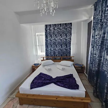 بيت شباب Pensiunea Mary إيفوري نورد